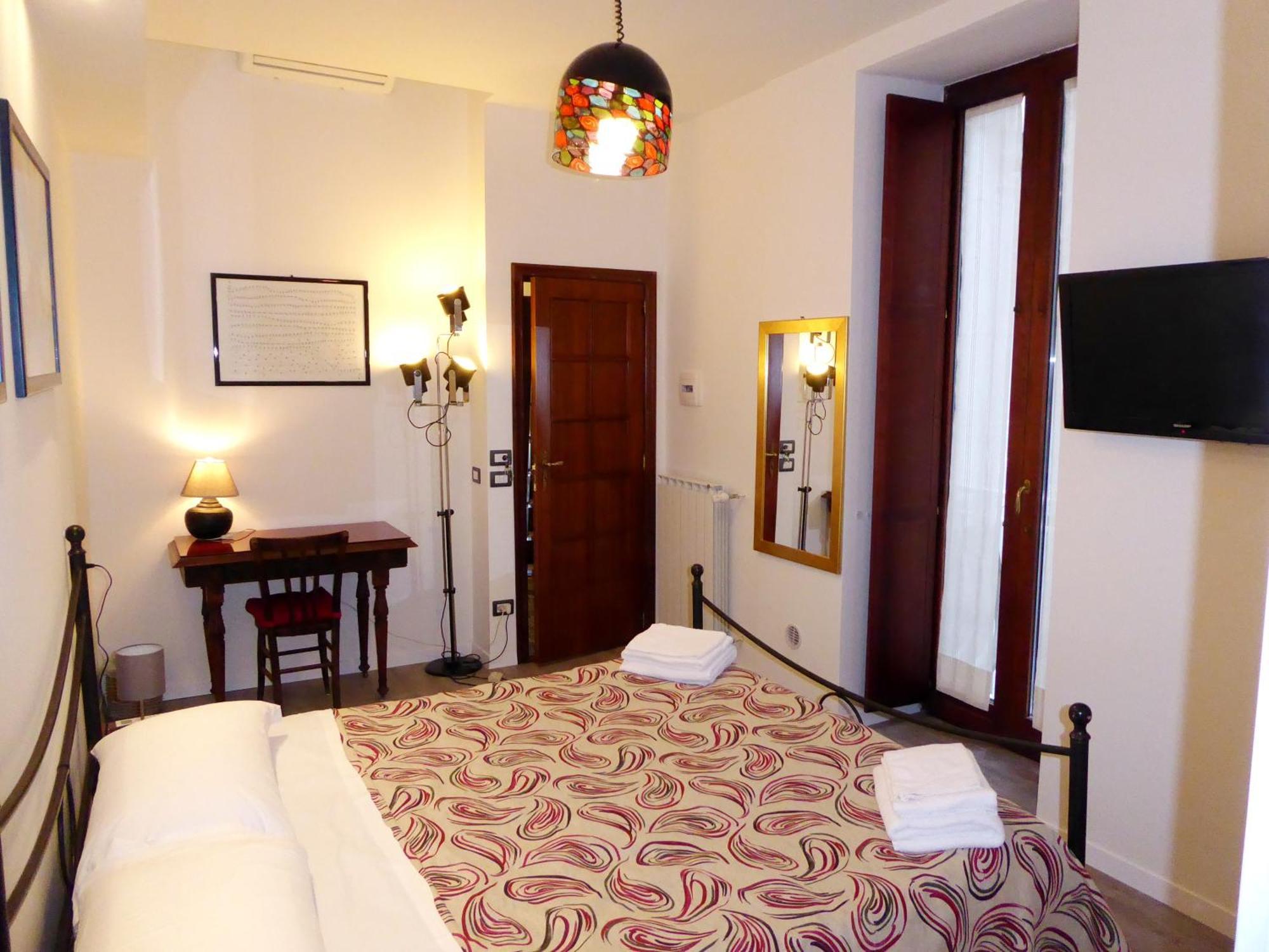 מלון נאפולי Casa Cesira Incentro מראה חיצוני תמונה