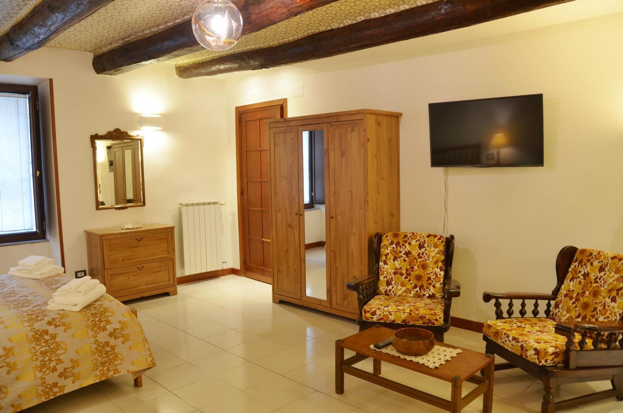 מלון נאפולי Casa Cesira Incentro מראה חיצוני תמונה