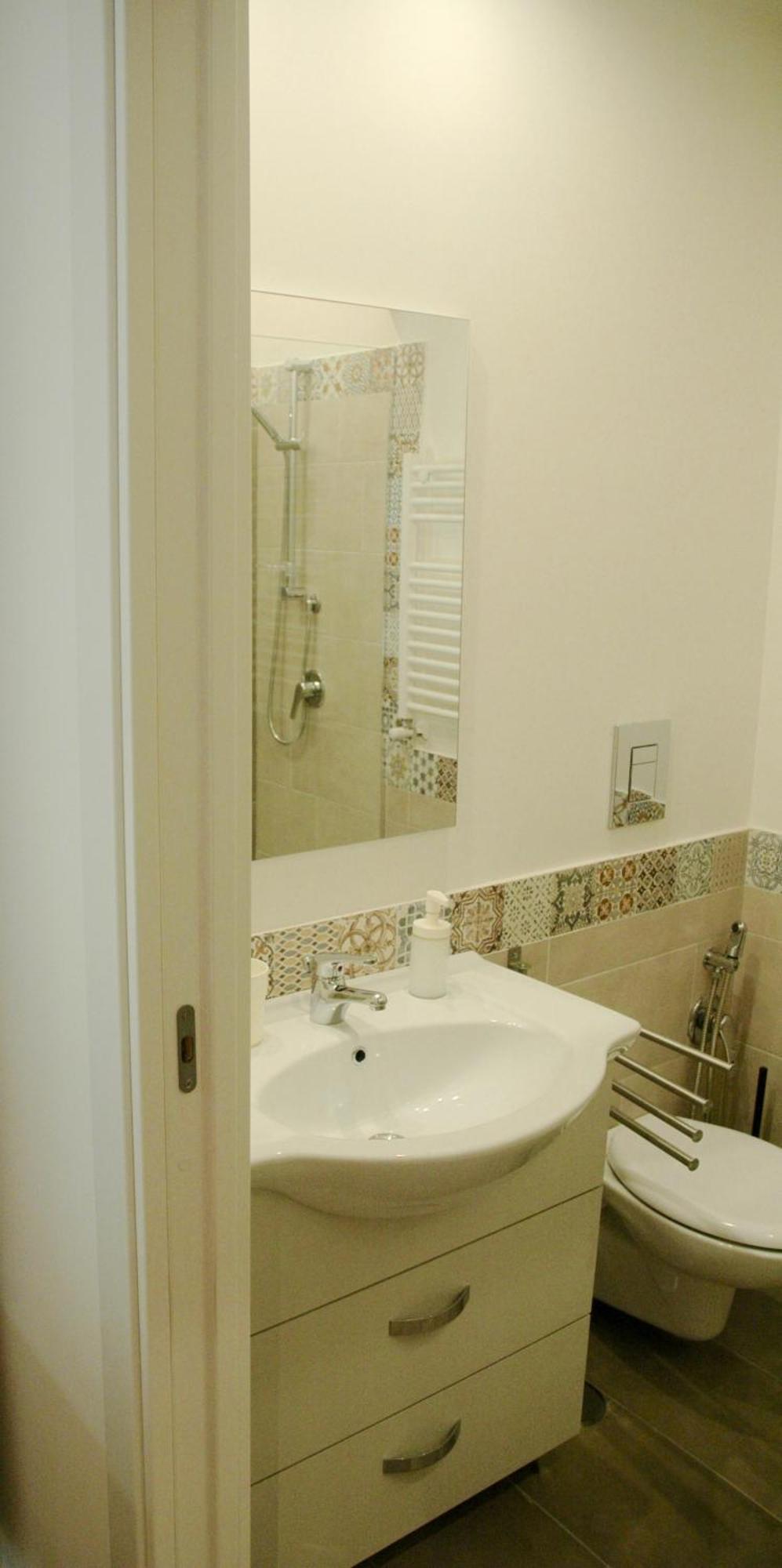 מלון נאפולי Casa Cesira Incentro מראה חיצוני תמונה